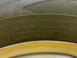Колеса на дисках  5x114.3 c шинами TOYO 215/70R16