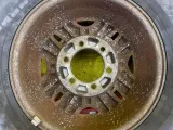 Колеса на дисках Toyota 6x139.7 c шинами Toyo 265/70R15