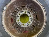 Колеса на дисках Toyota 6x139.7 c шинами Toyo 265/70R15
