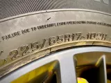 Колеса на дисках Nissan 5x114.3 c шинами Dunlop 225/65R17