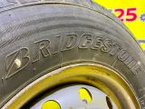 Колесо на диске Mazda 5x114.3 c шиной Bridgestone 185/80R14 Колесо на диске Mazda 5x114.3 c шиной Bridgestone 185/80R14
