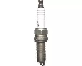 Свеча зажигания DENSO
