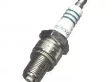 Свеча зажигания DENSO