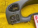 Консоль магнитофона Chevrolet/Gmc/General Motors/Buick Trailblazer/Envoy/Rainier 2002 10355823 GMT360 LL8/VORTEC LL8, передний