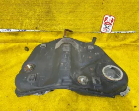 бензобак Toyota SIENTA 2015/Цвет 070 бензобак Toyota SIENTA 2015/Цвет 070