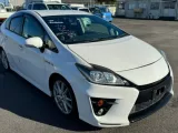 Консоль магнитофона Toyota Prius 2009/Цвет 040 5547447060 ZVW30L/ZVW30/ZVW35 2ZRFXE, передний