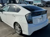 Консоль магнитофона Toyota Prius 2009/Цвет 040 5547447060 ZVW30L/ZVW30/ZVW35 2ZRFXE, передний