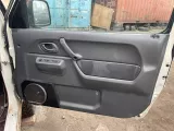 Дверь боковая Suzuki Jimny Wide 1997/Цвет Z2A 6800181A11 JB33W G13B, передняя правая