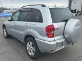 Колпак запасного колеса Toyota Rav4 2001/Цвет 1D4 6477342010 ACA21W/ACA21/ACA20W/ACA20/ACA22/ACA23/ACA26/ACA28/ZCA25/ZCA25W/ZCA26/ZCA26W 1AZFSE, задний