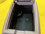 Бардачок между сиденьями Toyota Tundra 2001/Цвет 056 589010C010E1 UCK40L/UCK41L/UCK30L/UCK31L/VCK40L/VCK30L/GSK30L 2UZFE, передний
