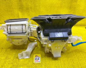 печка салона Toyota LAND CRUISER PRADO 2021/Цвет 202 печка салона Toyota LAND CRUISER PRADO 2021/Цвет 202