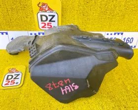 корпус воздушного фильтра TOYOTA NOAH/ESQUIRE/VOXY 2014