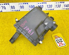 корпус воздушного фильтра Toyota CT200H 2011/Цвет 077