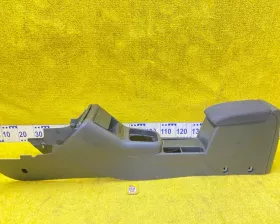 бардачок между сиденьями VAG TIGUAN 2012