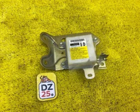 блок управления airbag TOYOTA ROOMY/TANK/THOR/JUSTY 2017/Цвет X07 блок управления airbag TOYOTA ROOMY/TANK/THOR/JUSTY 2017/Цвет X07