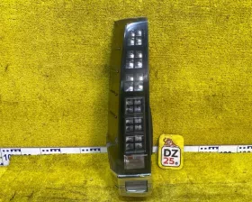 стоп-сигнал TOYOTA VOXY 2014/28-232