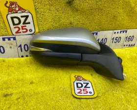 уши TOYOTA NOAH/VOXY/ESQUIRE 2014/Цвет 1F7