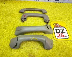 Ручка в салоне Toyota