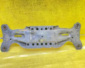 Задняя балка Toyota