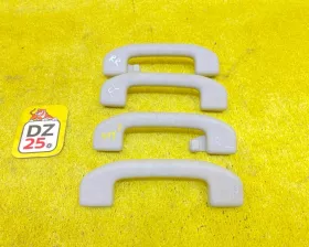 Ручка в салоне Nissan