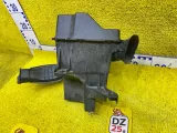 Корпус воздушного фильтра Toyota Voxy/Noah/Esquire 2015 1775037080 ZWR80G/ZWR80W/ZWR80 2ZRFXE, передний
