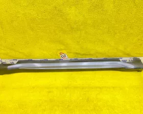 накладка на порог HONDA VEZEL 2014/Цвет NH821M