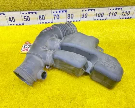 патрубок воздушного фильтра Toyota FJ CRUISER/4RUNNER/LAND CRUISER PRADO/GX400 2011