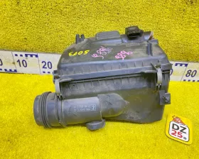 корпус воздушного фильтра TOYOTA LAND CRUISER PRADO/HILUX SURF 2004