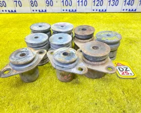 подушка кузова Toyota LAND CRUISER/LAND CRUISER CYGNUS/LX470 2003/Цвет 1E9 подушка кузова Toyota LAND CRUISER/LAND CRUISER CYGNUS/LX470 2003/Цвет 1E9