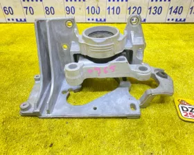 Подушка двигателя NISSAN