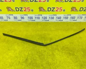 молдинг лобового стекла TOYOTA LAND CRUISER PRADO 2003/Цвет 070