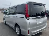 Доводчик двери Toyota Noah 2014/Цвет 1F7 8500628171 ZWR80G 2ZRFXE, задний левый