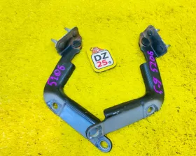 Петли двери багажника TOYOTA