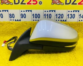 уши TOYOTA NOAH/VOXY/ESQUIRE 2014/Цвет 1F7