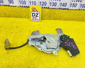 доводчик двери пятой Toyota RX350 2010/Цвет 077