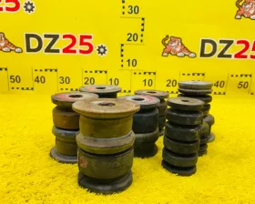 подушка кузова TOYOTA LAND CRUISER PRADO 2002/Цвет 1D4