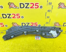 доводчик двери TOYOTA VOXY 2014/Цвет 221