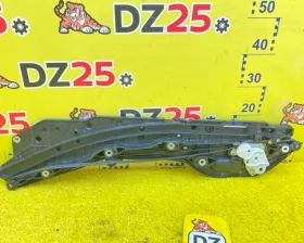 доводчик двери TOYOTA NOAH 2014/Цвет 070