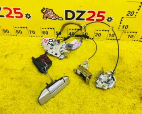 замок двери NISSAN NV200 2012/Цвет K23