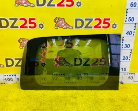 Стекло собачника NISSAN