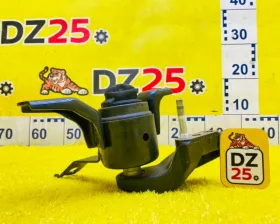 Подушка двигателя TOYOTA