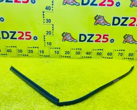 Молдинг лобового стекла TOYOTA