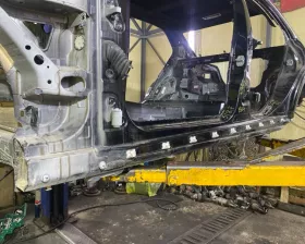 Порог кузова Mercedes-Benz