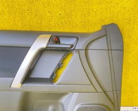 Обшивка дверей Toyota