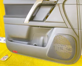 Обшивка дверей Toyota