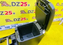Бардачок между сиденьями TOYOTA LAND CRUISER PRADO 2018 5891060240C0 GDJ150W/GDJ150R/GDJ150L/GDJ150/GDJ151W/GDJ151/GDJ155L/GDJ155R/GDJ155/GRJ150W/GRJ150L/GRJ150/GRJ151W/GRJ151/GRJ152/KDJ150/KDJ150L/KDJ155/TRJ150W/TRJ150L/TRJ150/TRJ152/TRJ155 1GDFTV, перед