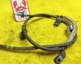 Тросик ручника Toyota