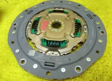 Диск сцепления TOYOTA RAV4/HARRIER/VENZA 2020 3127033030 AXAH54/AXAH54L/AXAP54R/AXAH52/AXAH52L/AXAA52/AXAA52L/AXAA54/AXAA54L/AXUH80/AXUH80R/AXUH85 A25AFXS, передний