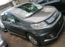 Лобовина двс HONDA FREED SPIKE/FREED/CIVIC 2012/ЦВЕТ NH737M 11410RW0000 GP3/FB4 LEA, передняя