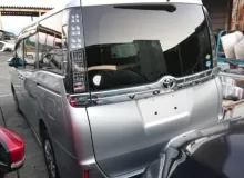 Ролик раздвижной двери TOYOTA VOXY/NOAH/ESQUIRE 2014/ЦВЕТ 1F7 6833628090 ZRR85G/ZRR85W/ZRR85/ZRR80G/ZRR80/ZRR80W/ZWR80/ZWR80G/ZWR80W 3ZRFAE, задний левый
